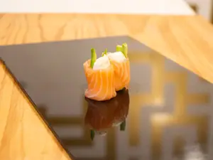 Geishas de salmón (6 unidades)