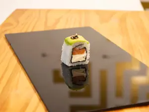 Tokio roll (10 piezas)