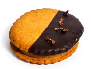Alfajor de banana y dulce de leche