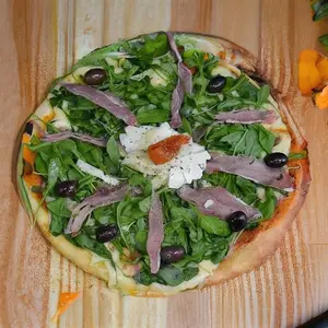 Pizza jamón crudo