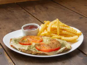 Milanesa napo con guarnición