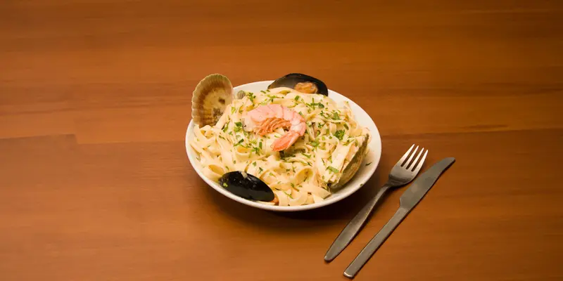 Ayerza Resto