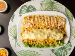 Desgranado pollo hawaiano