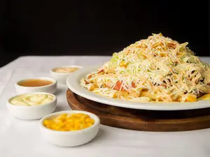 Salchipapa de pollo