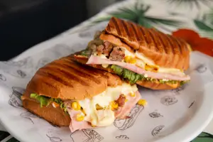 Sandwich hawaiano