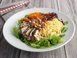 Ensalada de pollo y calabaza