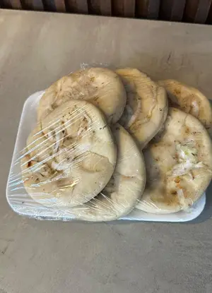 Pizzetas cebolla x 6 u.