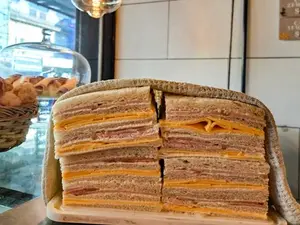 Lomito y chedarr