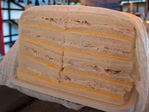 Pollo y cheddar