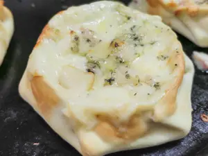 Empanada j y palmitos al roque