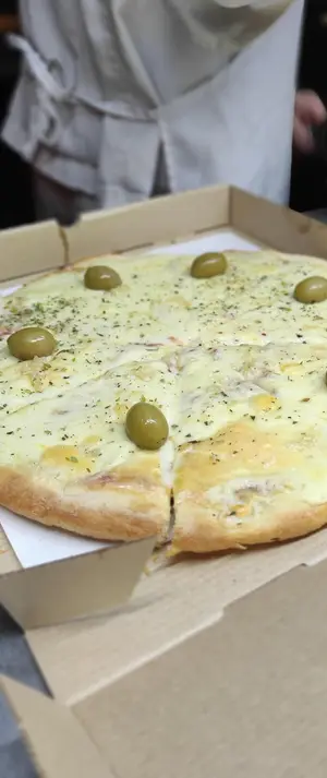 Pizza muzzarella