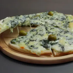 Pizza muzzarella con espinaca