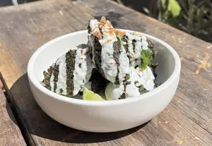Buñuelos de espinaca y parmesano