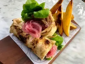 Wrap de asado braseado