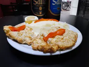 Escalope de ternera c/guarnic
