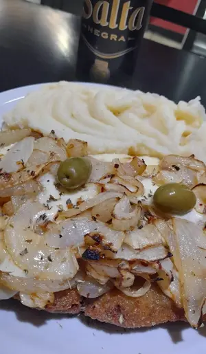 Mila de ternera a la fugazzeta