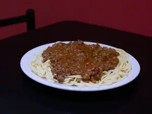 Tallarines con bolognesa