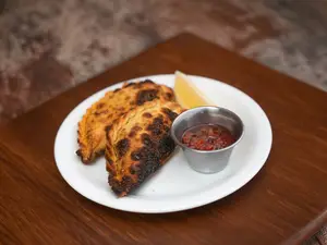 Empanada carne picante