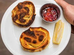 Empanada jamón y queso