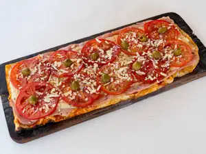 Grande napolitana parrilla