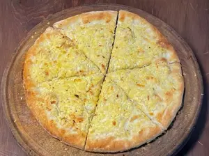 Pan provolone