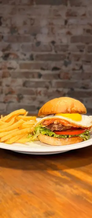 Americana + papas + gaseosa