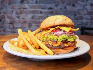 Mexicana + papas + gaseosa