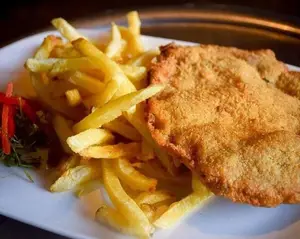 MILANESA DE CARNE CLASICA