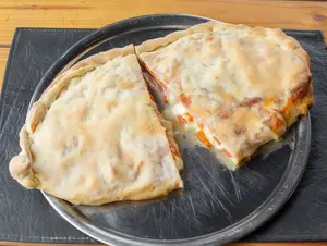 Calzone napolitano
