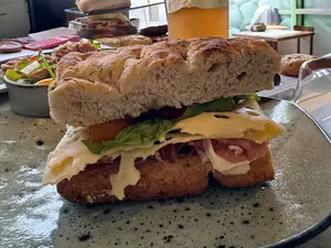 Sandwich En Focaccia