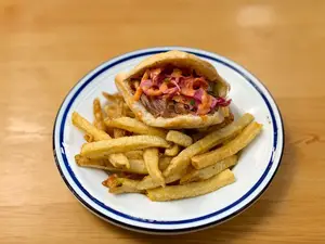 Pita de carne desmechada