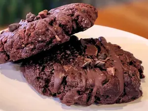 Cookie black velvet