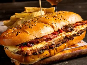 Sandwich de mila provoleta