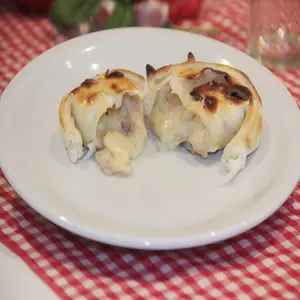 Empanada De Roquefort Y Jamón
