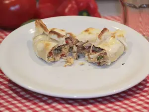 Empanda De Pollo