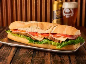 Sandwich Completo L T J Q