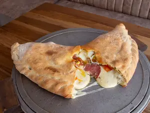 Calzone calabreza