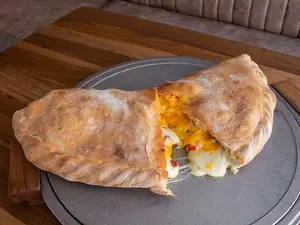Calzone especial de la casa