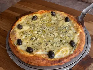 Pizza quattro formaggi
