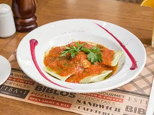 Raviolones de pollo y verdura