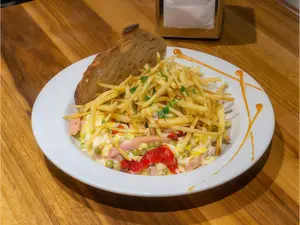 Revuelto gramajo