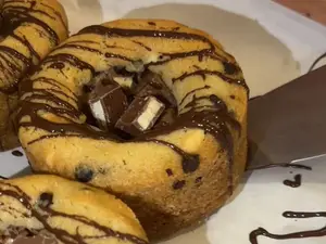 Kinder bang cookie rellena