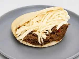Arepa Pelúa