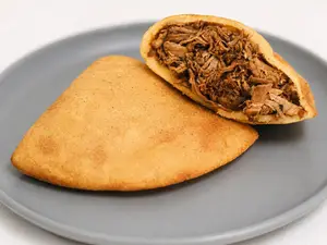 Empanada de Pernil