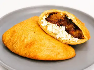 Empanada de Plátano y Queso