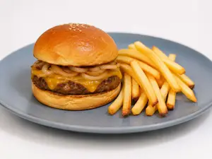 Hamburguesa Simple Carne & Cheddar & Cebolla