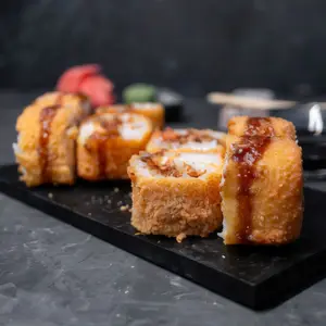 Hot rolls salmón x 8 unidades