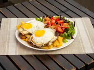 Chivo uru bife de chorizo