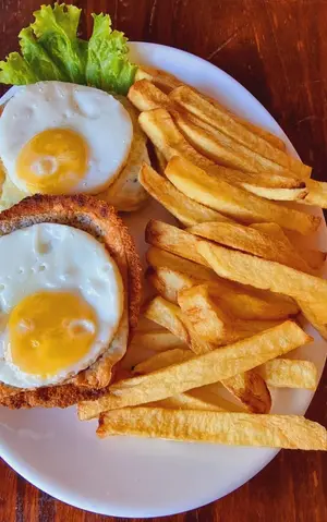 Pizzanesa - a caballo + fritas