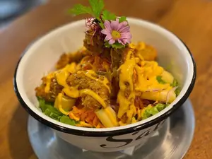 Ensalada pollo crisppy